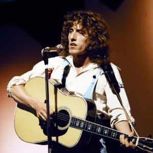 Roger Daltrey seen here performing solo during rehearsals for the BBC television Roger Daltrey seen here performing solo during rehearsals for the BBC television