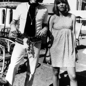 I Rolling Stones: Brian Jones a Marbella con Suki Potter Agosto 1967 I Rolling Stones: Brian Jones a Marbella con Suki Potter Agosto 1967