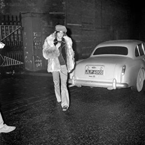 Rolling Stones: Donovan arrives for the bands concert. March 1971
