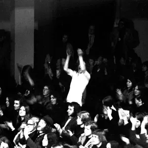 Rolling Stones: fansat the Newcastle City Hall 4th March 1971 s