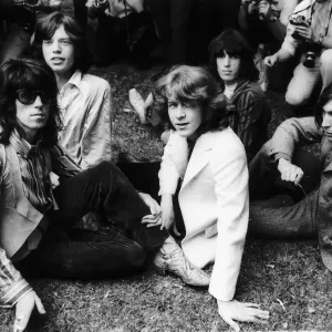 Rolling Stones : Introducing the Mick Taylor (centre photo