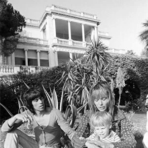 Rolling Stones: Keith Richard & Anita Pallenberg with their son Marlon at his home