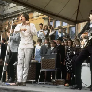 Rolling Stones on stage at Longleat House in Wiltshire, 2nd August 1964 Rolling Stones on stage at Longleat House in Wiltshire, 2nd August 1964