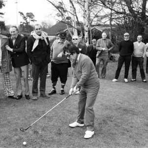 Ronnie Corbett made his bow as newly appointed Captain of the Variety Club of Great Ronnie Corbett made his bow as newly appointed Captain of the Variety Club of Great