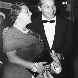 Rossano Brazzi with Wife, Print (00152) Rossano Brazzi with Wife, Print (00152)