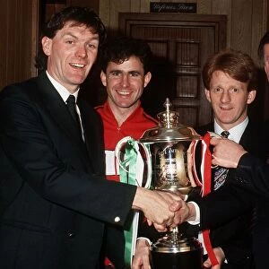 Roy Aitken (left) with Manchester United players Arthur Albiston