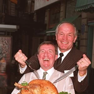 ROY CASTLE AND HENRY COOPER WITH A CHRISTMAS TURKEY - 12 / 12 / 1989