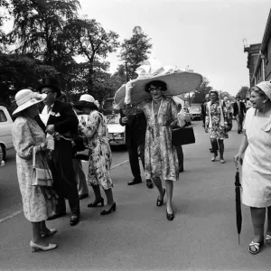 Royal Ascot Print: Dame Edna Everage in a five-foot wide white lace hat