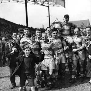 Rugby League Championship Final. Dewsbury v. Wigan at Maine road, Manchester