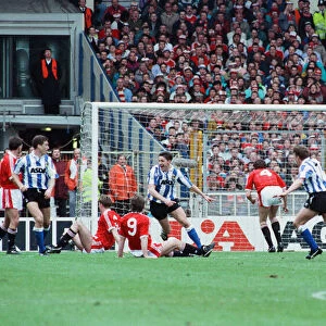 Rumbelows Cup Cup Final at Wembley Stadium. Sheffield Wednesday 1 v Manchester
