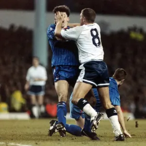 Rumbelows Cup Quarter Final replay at White Hart Lane. Tottenham Hotspur 0 v