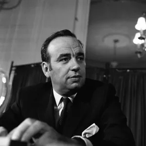 Rupert Murdoch, News of the World takeover bid. 24th October 1968 Rupert Murdoch, News of the World takeover bid. 24th October 1968