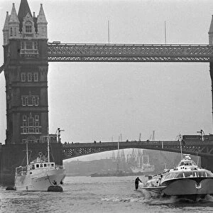 Russian built Hydrfoil ferry boat August 1968 sailing under Tower Bridge