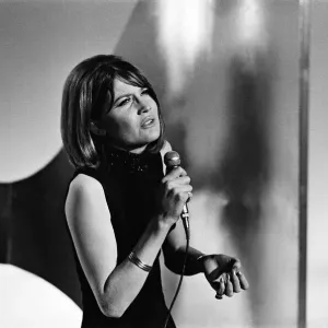 Sandie Shaw appears on the ABC Television Show Doddys Music Box Sandie Shaw appears on the ABC Television Show Doddys Music Box