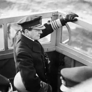 The scene on the bridge of HMS Queen Elizabeth the fleet flagship of the Home Fleet The scene on the bridge of HMS Queen Elizabeth the fleet flagship of the Home Fleet
