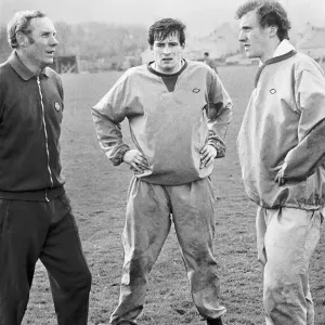 L'entraîneur de l'équipe d'Ecosse Bobby Brown photographié lors d'une séance d'entraînement avec John O.