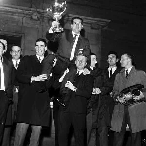 Scottish Cup final 1963 replay Rangers v Celtic football Bobby Shearer on shoulders of