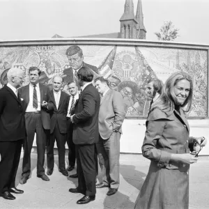 Senator Edward Kennedy and his party at the memorial to his brother, John