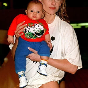 Sharron Davies Swimmer TV Presenter with baby January 1994 A©mirrorpix