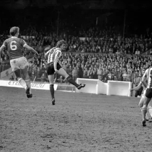 Sheffield United 1 v. Bury 1. April 1982 MF06-27-026 Local Caption Division 4