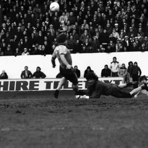 Sheffield Wednesday 0 v. Chelsea 0. Division Two Football. January 1981 MF01-08-024 Sheffield Wednesday 0 v. Chelsea 0. Division Two Football. January 1981 MF01-08-024