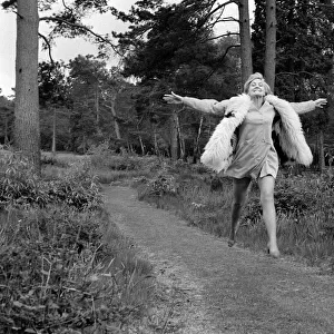 Sheila Hancock Actress 1968 At Liphook Health Farm Pictured in Countryside