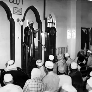 Shekh Ahmed Hassan Elml leads members of Cardiffs Moslem community in prayer Shekh Ahmed Hassan Elml leads members of Cardiffs Moslem community in prayer