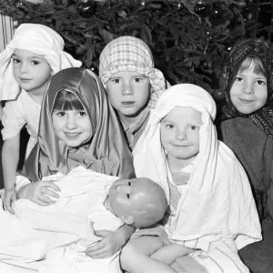 Shepley First School prepare for their Nativity Play. 9th December 1991