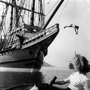 Ships Mayflower April 1957