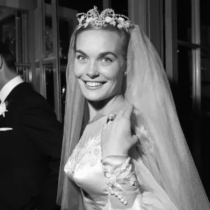 Shirley Eaton, TV and Film Actress aged 21, wedding to Colin Lenton Rowe aged 27 Shirley Eaton, TV and Film Actress aged 21, wedding to Colin Lenton Rowe aged 27