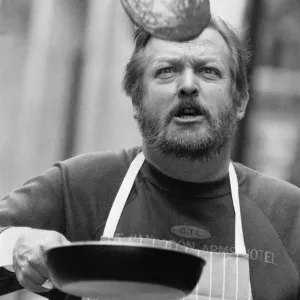 Shrove Tuesday: Hotelier Philip Artingstall breaking his own world Record with 266 Pacake