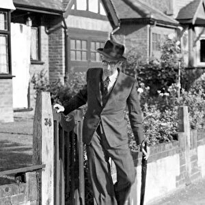 Sidney Wooderson leaving for work from Beckenham, Kent. 27th August 1946