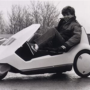 Sinclair C5, 14-year-old Joe Payne trys out the C5 Battery powered tricycle