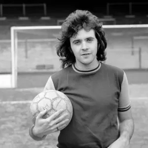 David Essex at Upton Park Training Print April 1975 David Essex at Upton Park Training Print April 1975