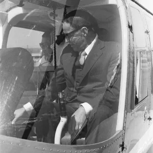 Frank Sinatra Arrives in London Print, 4th May 1970