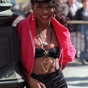 Sinitta Singer Pop Star 1990