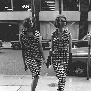 Sixties 60s Fashion by Hershelle at Bruron Street Left Bold black
