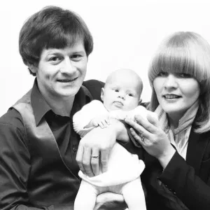 Snooker player Alex Hurricane Higgins with his baby daughter Lauren Snooker player Alex Hurricane Higgins with his baby daughter Lauren