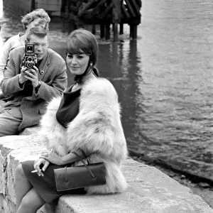 Sophia Loren filming "The Millionairess"at London Bridge. June 1960 M4468-020