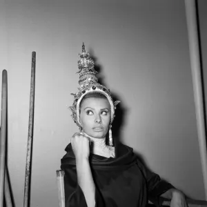 Sophia Loren taking a break during the filming of The Millionairess Sophia Loren taking a break during the filming of The Millionairess