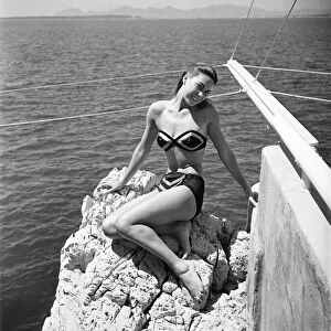South of France. Yvonne Viseux at Eden Rock. (Miss France 1947). August 1950 O25463-005