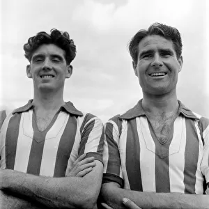 Southampton F. C. Jack Edwards (left) & Len Wilkins. O25293-009