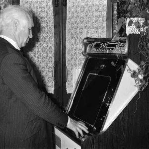 Space Invader machines in a pub. 1980 Space Invader machines in a pub. 1980