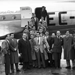 Real Madrid Arrival at London Airport Print 1957 Real Madrid Arrival at London Airport Print 1957