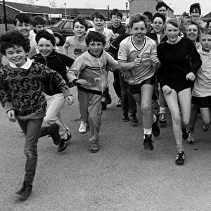 Sponsored Run at Ormesby School, Netherfields, Middlesbrough, 17th May 1986