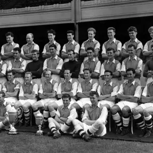 Deporte - Fútbol - Arsenal - 1955-56 - Equipo Atrás Fila - IZQ a DER - Popple, Nicholas.