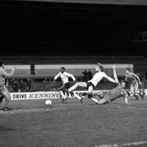 Sport: Football: F. A Cup: 3rd Round Replay: Tottenham Hotspur (3) v Sport: Football: F. A Cup: 3rd Round Replay: Tottenham Hotspur (3) v