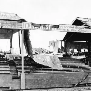 Deporte - Fútbol - Swansea - Vetch Field - Parte de la grada principal que fue destruida por un. Deporte - Fútbol - Swansea - Vetch Field - Parte de la grada principal que fue destruida por un.