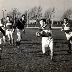 Sport - Rugby - League - A sudden break by a Cardiff player meant quick covering by Sport - Rugby - League - A sudden break by a Cardiff player meant quick covering by