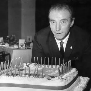 Stanley Matthews at a dinner in Stoke last night to celebrate his 50th birthday